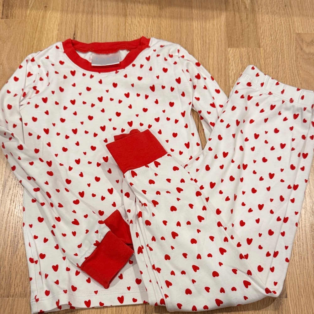 Lake Kids Long Long Heart Print Pajamas